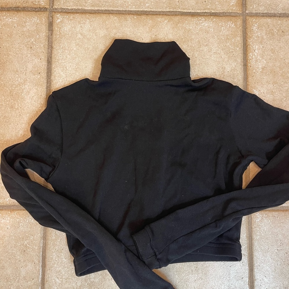 Black turtleneck long sleeve